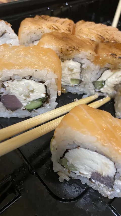 BIG ROLL image 6