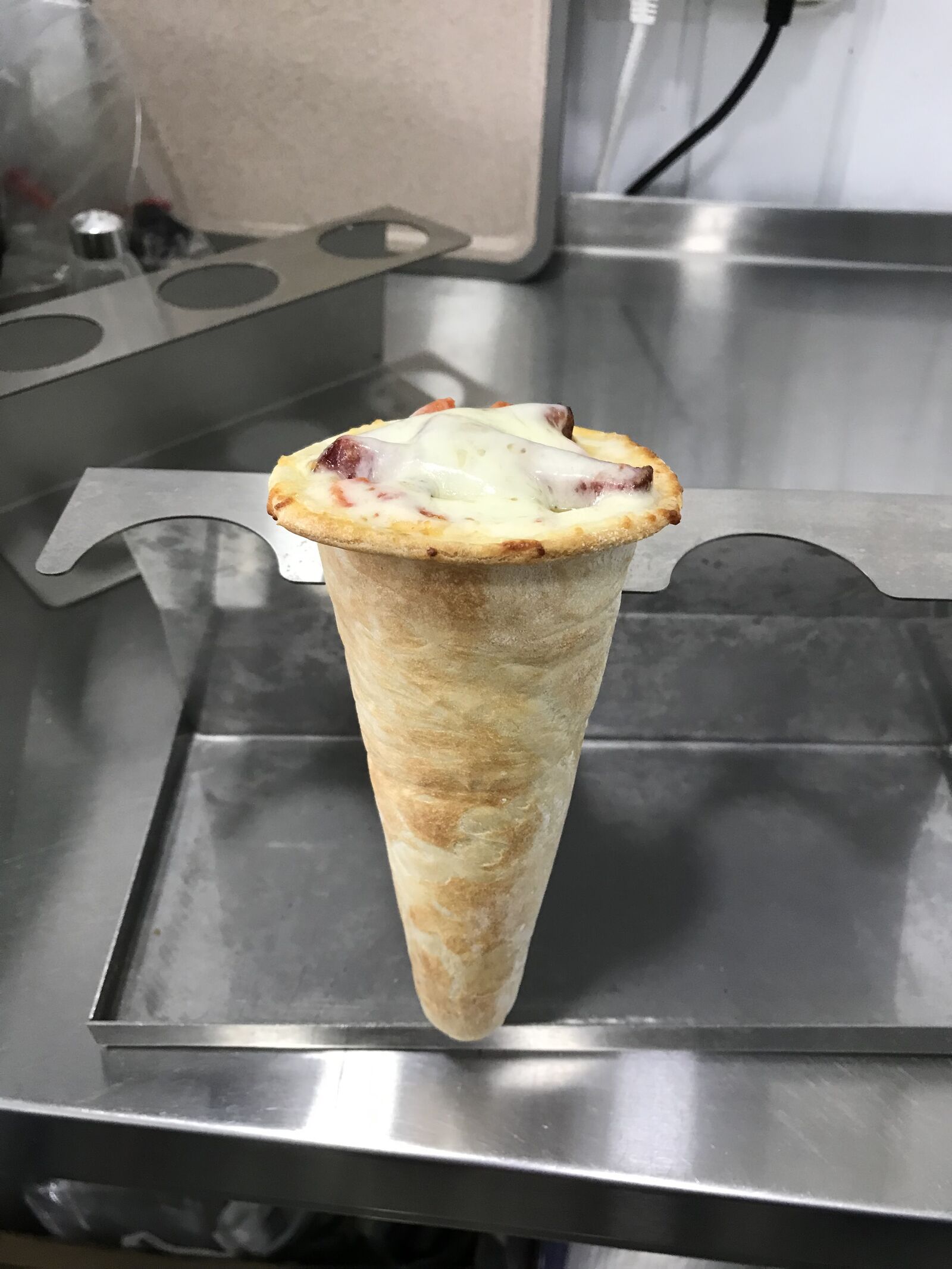 Kono pizza image 11