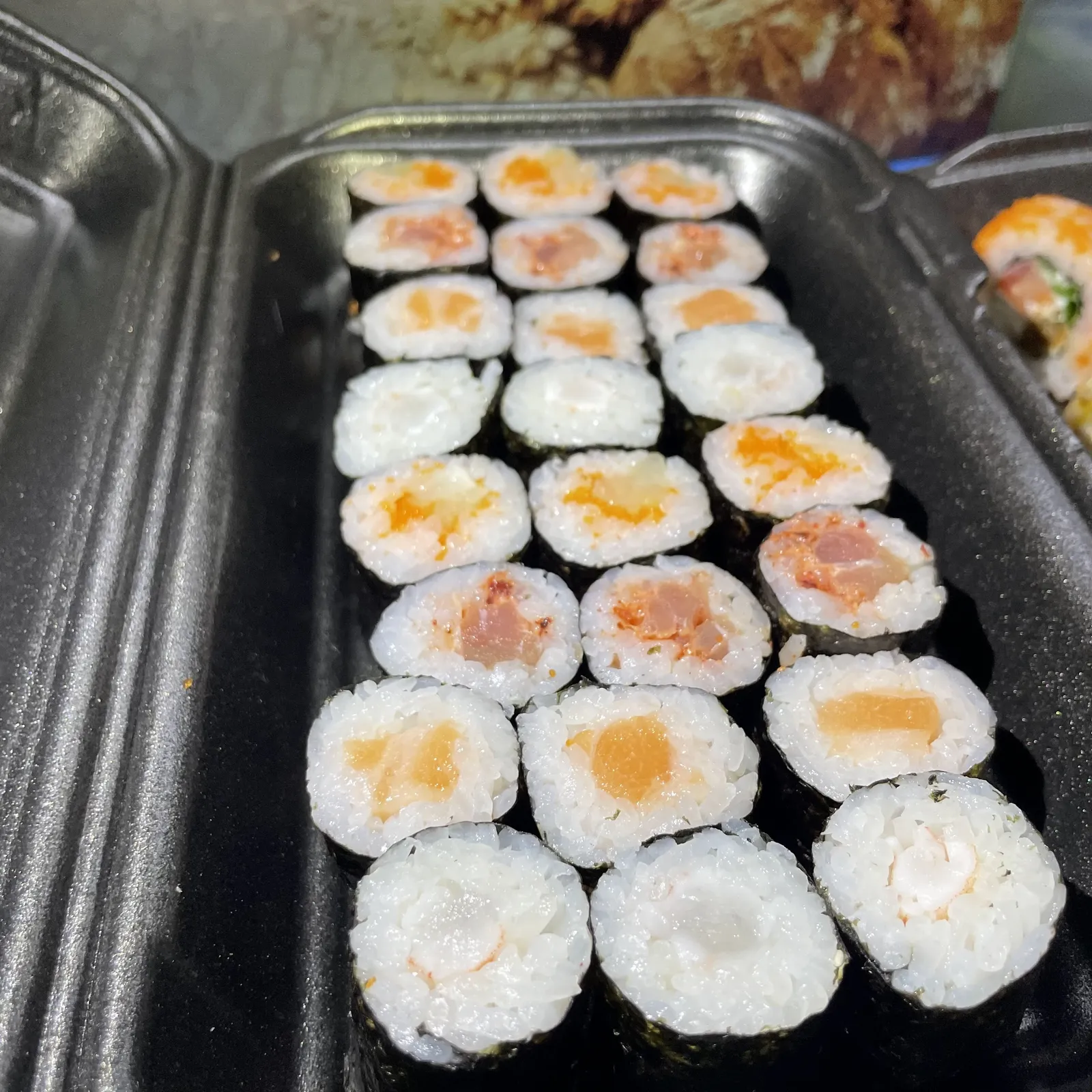 DRAGON Sushi Cafe image 21