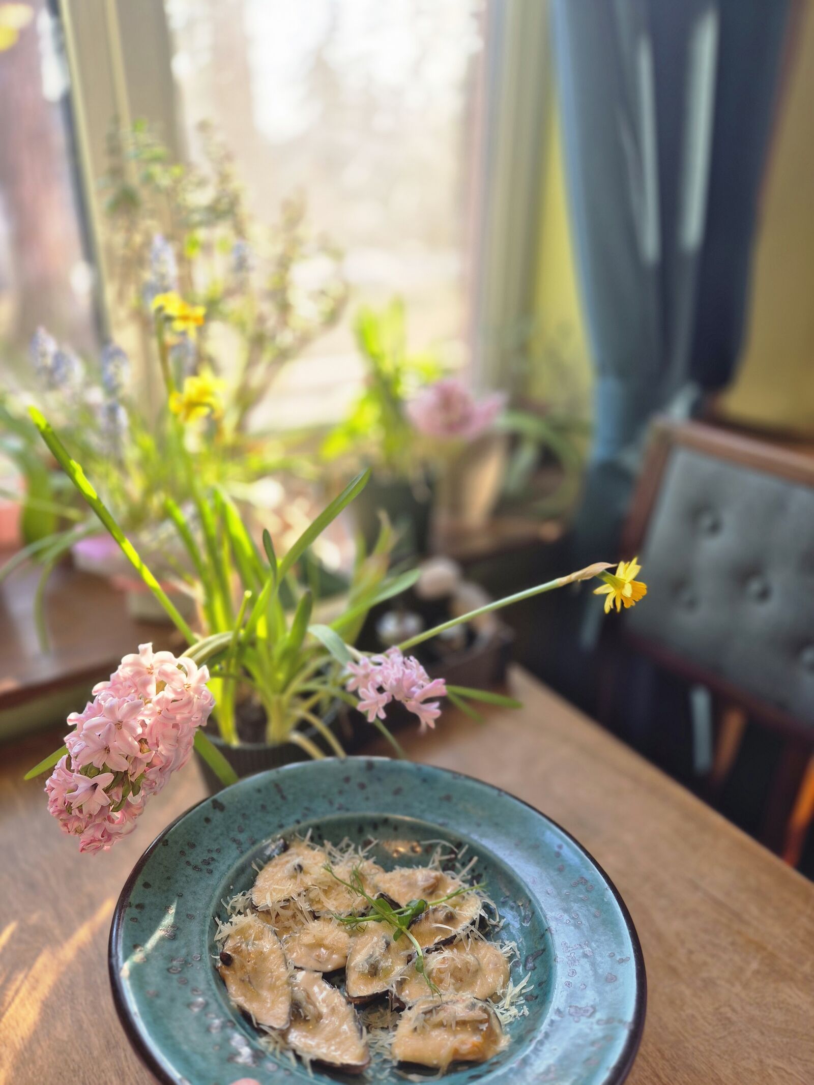 Restro-Kafe Khvoya image 24
