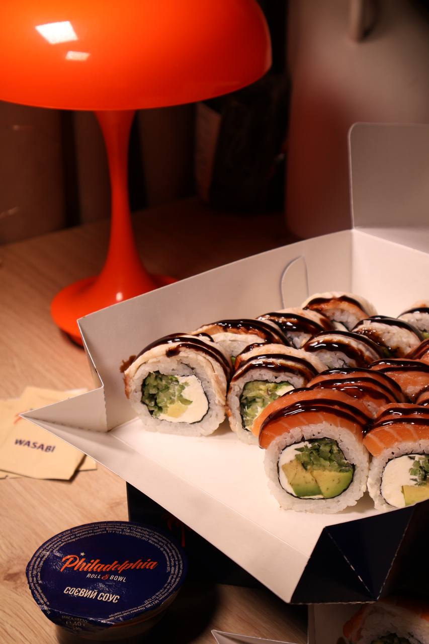 Philadelphia Roll&Bowl image 11