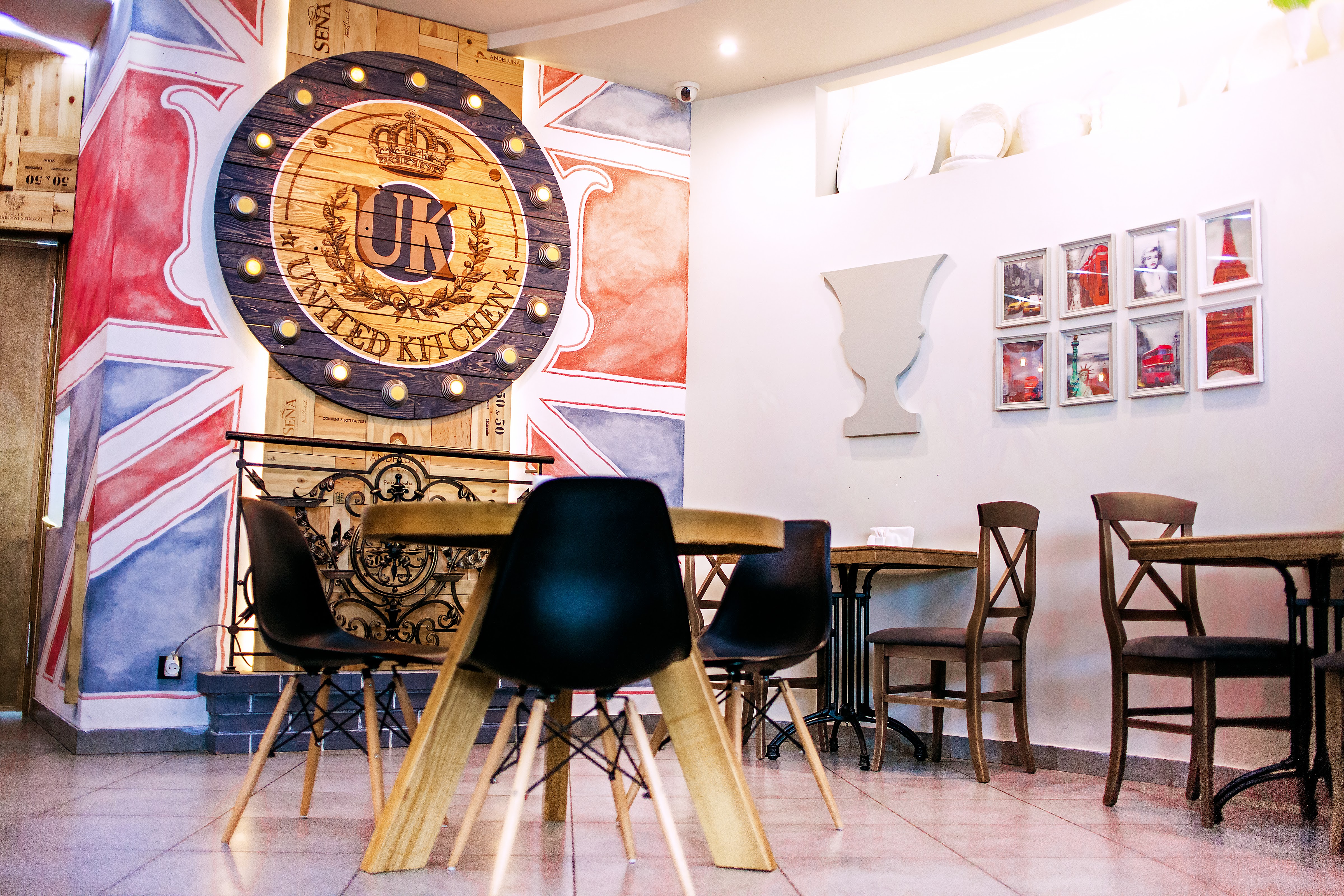 UK CAFE image 8