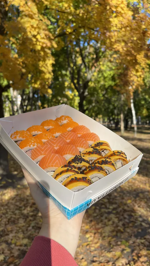 SUSHITTA - доставка суші в Києві (Оболонь) image 2