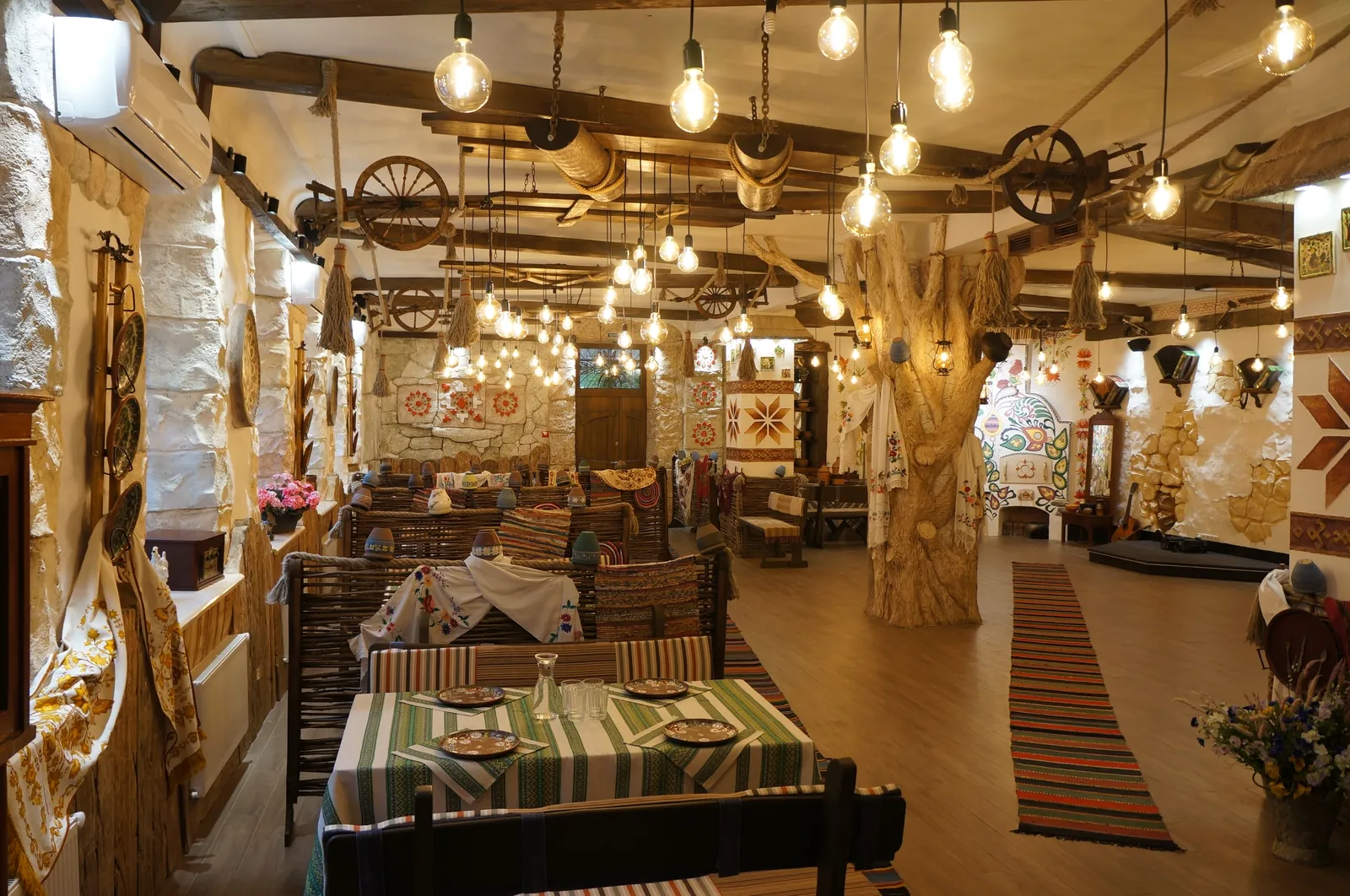 Restoran Tepla Korchma image 11