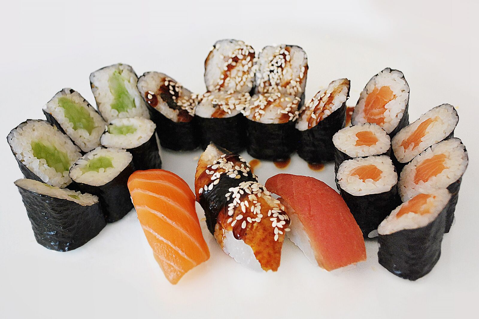 SIMPLE SUSHI image 3
