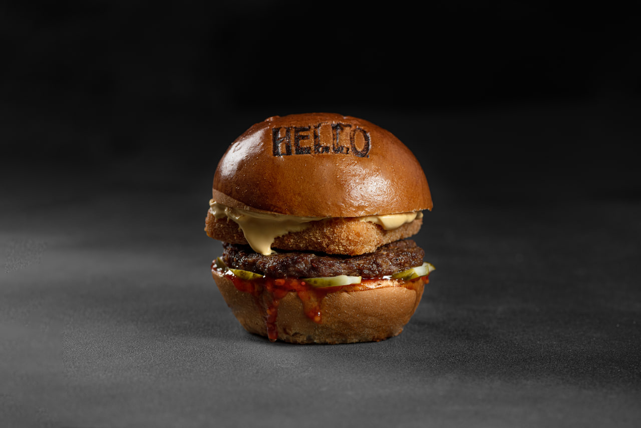 HELLO BURGER image 14