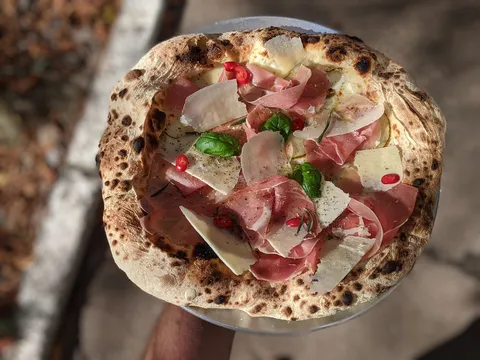 Dovas Pizza image 7