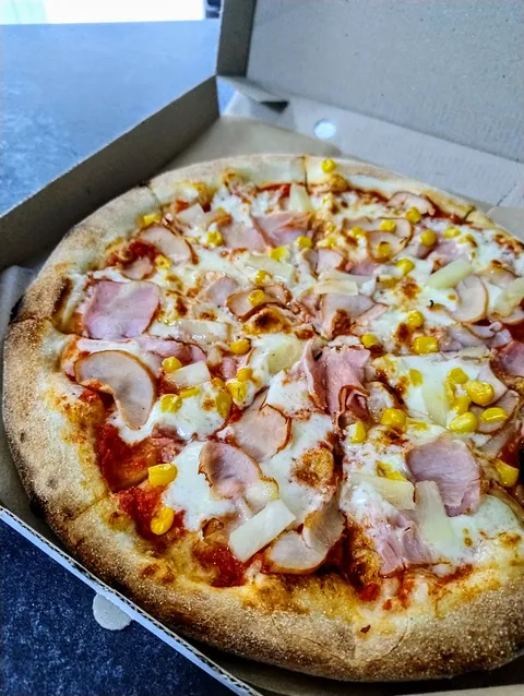Shoza Pizza image 5