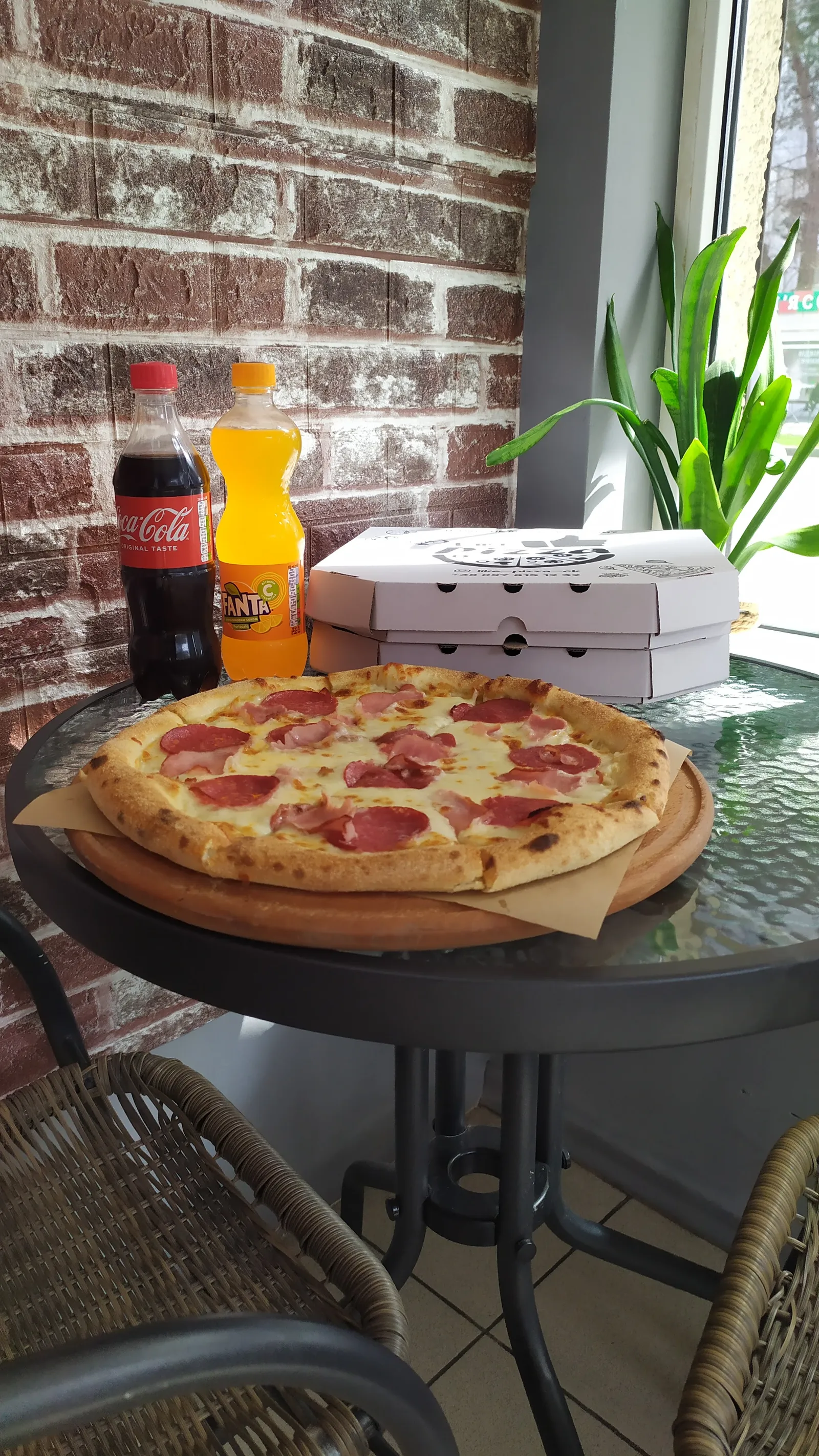 Shoza Pizza image 8