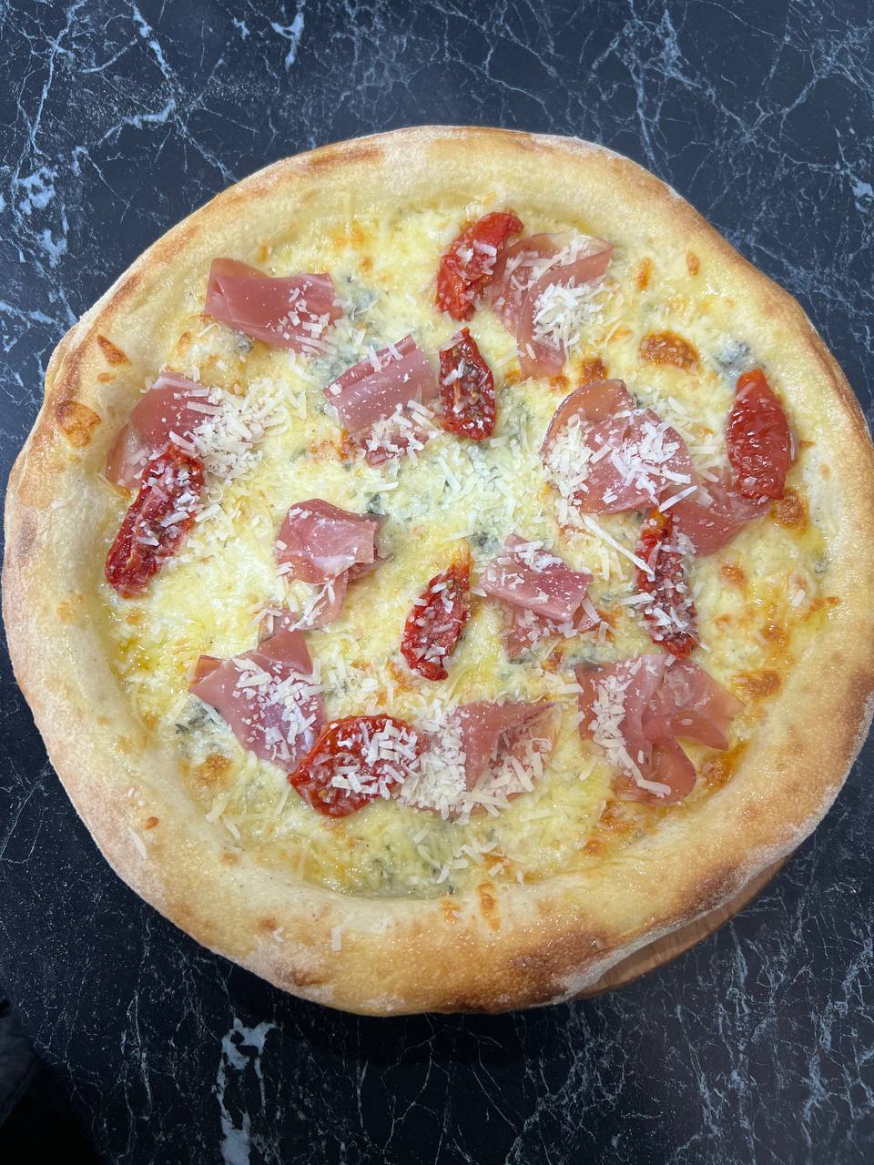 Deli Pizza image 6