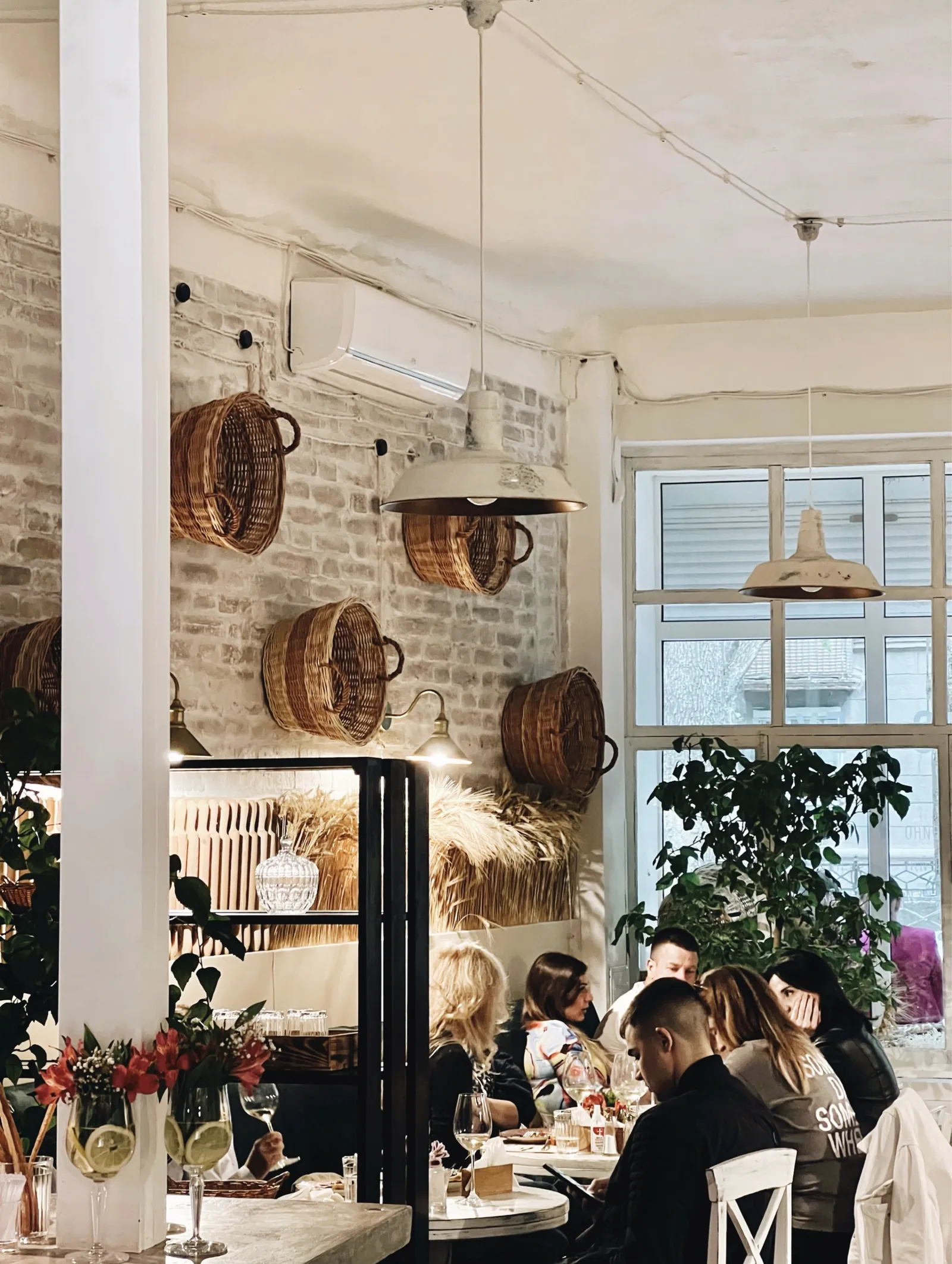 Кафе «Вино&Булки» image 2