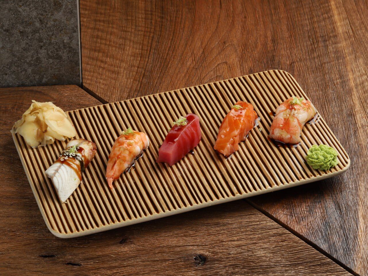 Teppan sushi & grill image 12