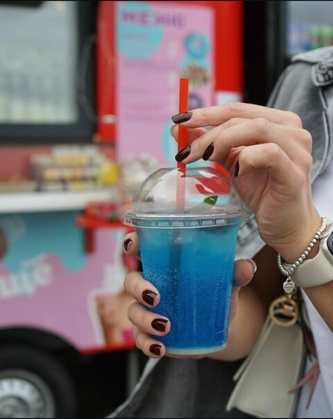 Misis Donuts image 4