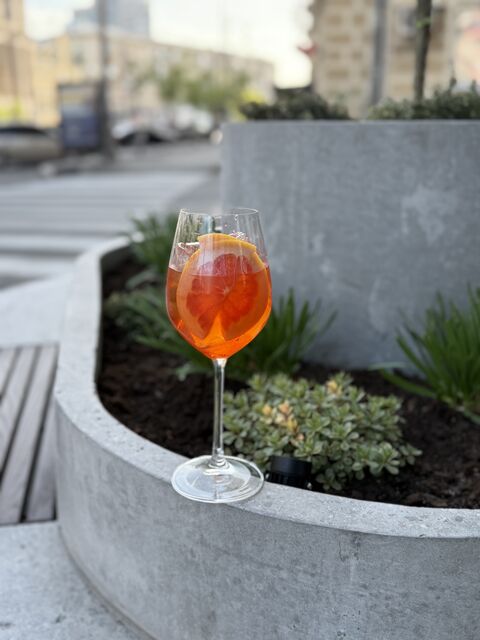 КУLТУRNИЙ city rest & bar image 2