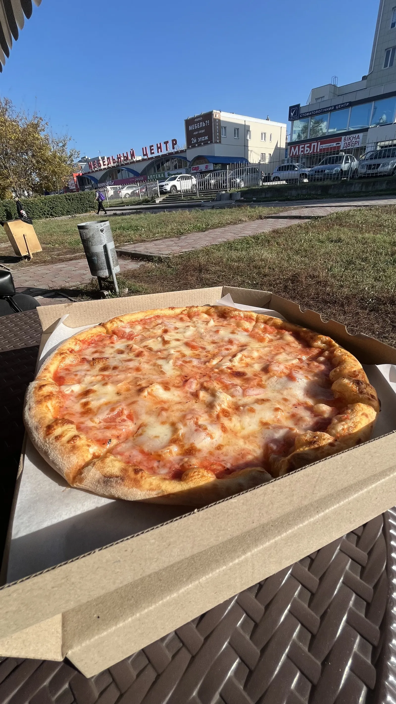 Pizza Family image 4