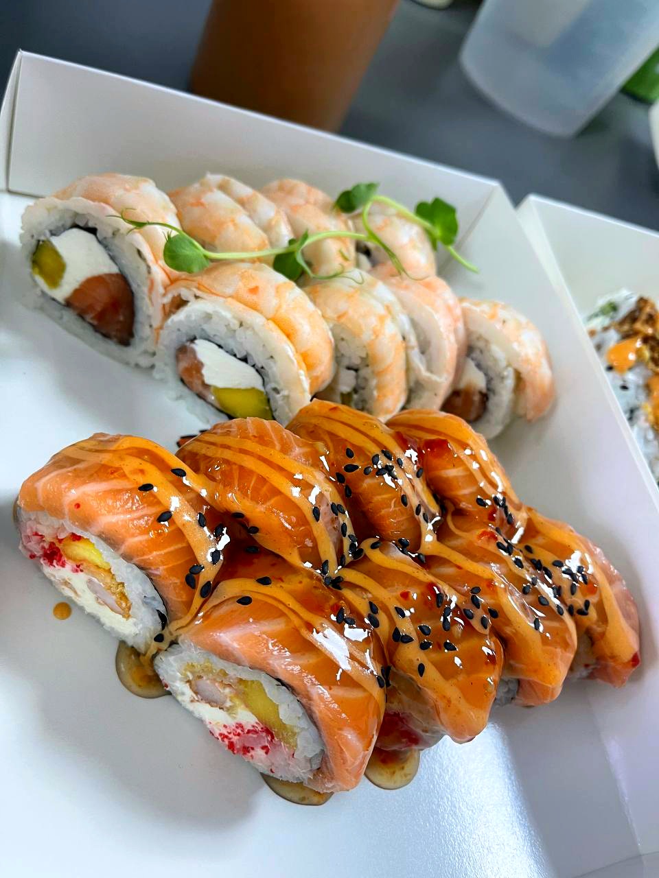 WOOF SUSHI image 11