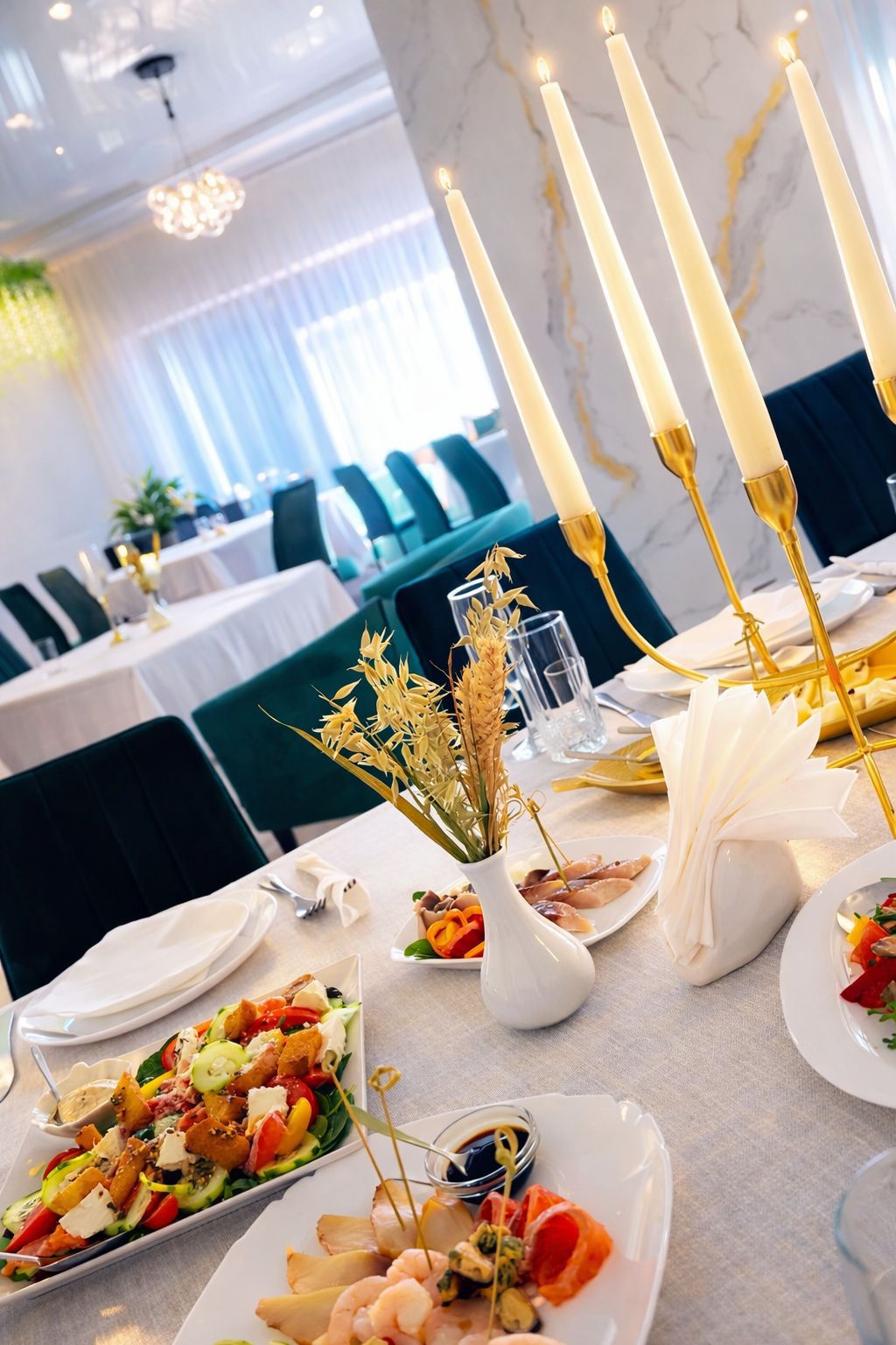 Crystal_ Restaurant image 20