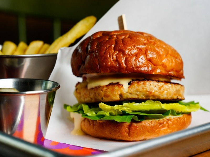 Fami burger image 23