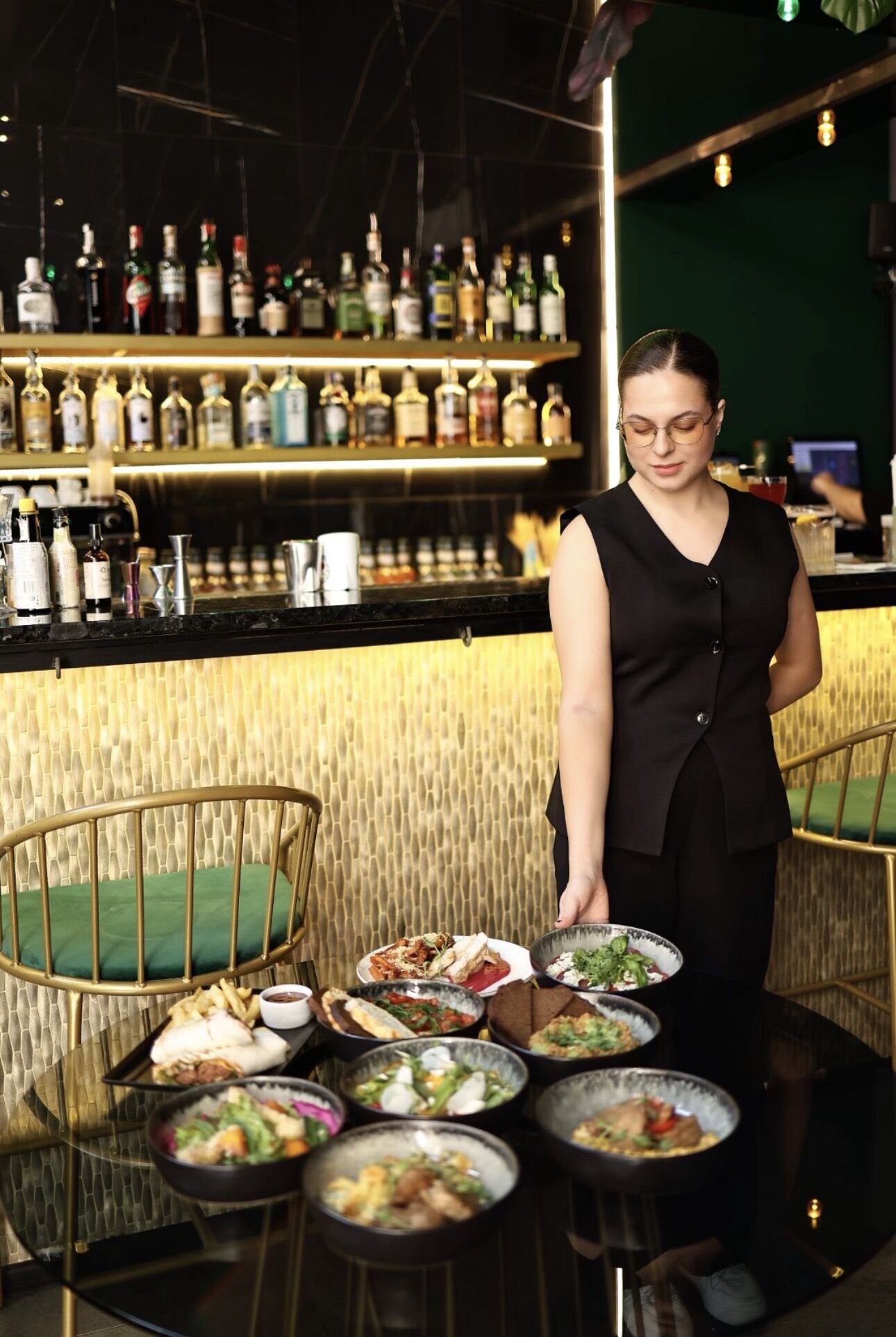 Lambuka lounge bar image 11