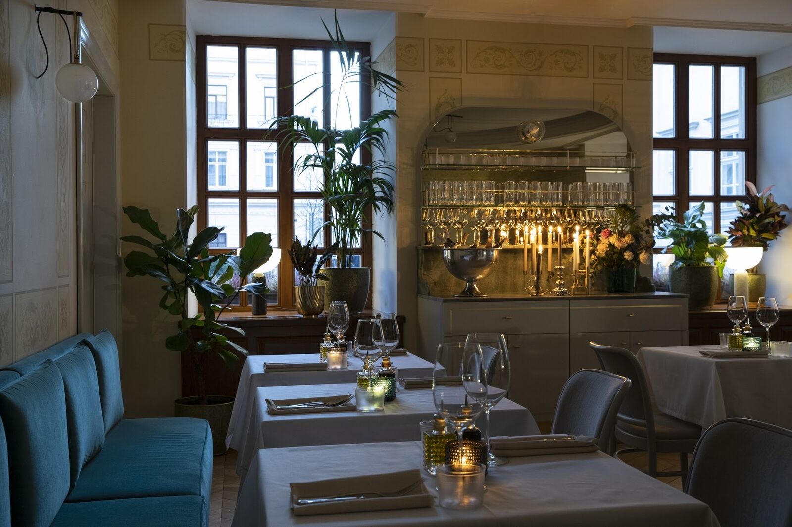 Leo Restaurant & Bar image 21