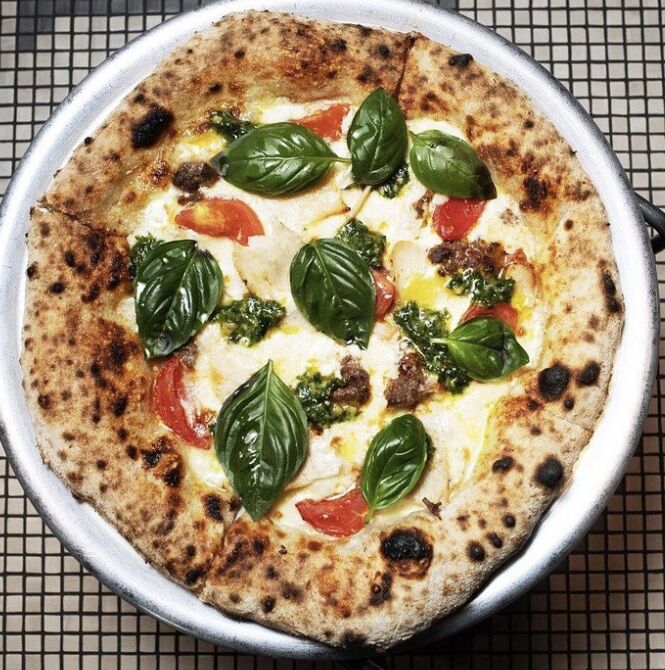 LULU pizza ristorante image 23