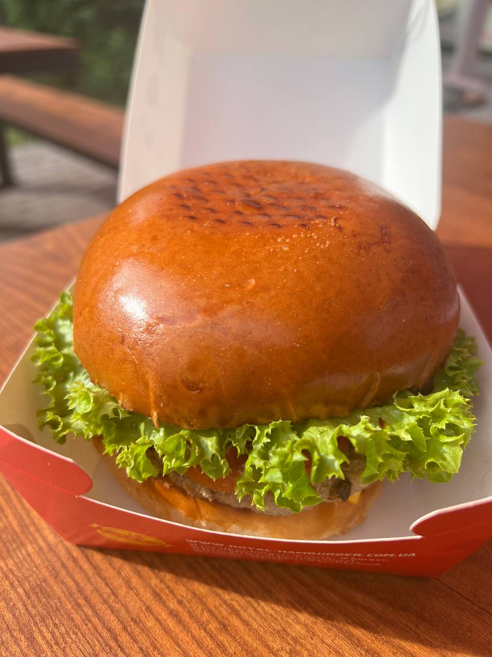 Royal Hamburger image 2