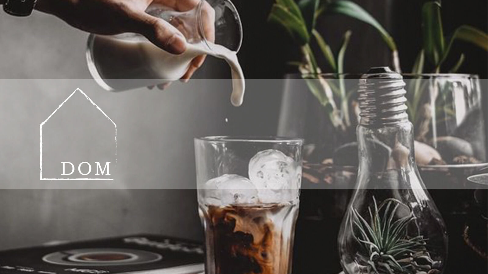 DOM cafe-Bar image 1