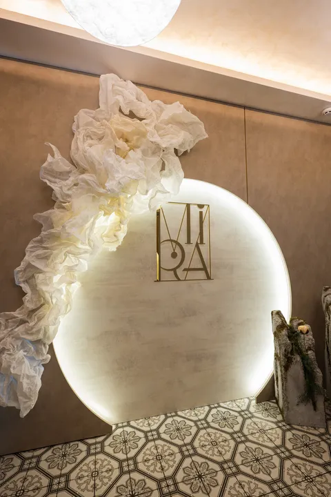 Mira Restaurant image 3